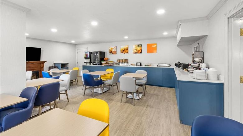 <b>Comfort Inn & Suites Rome South Restaurant</b>. Images powered by <a href="https://iceportal.shijigroup.com/" title="IcePortal" target="_blank">IcePortal</a>.