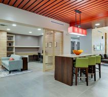 Country Inn & Suites by Radisson Cumming Lobby