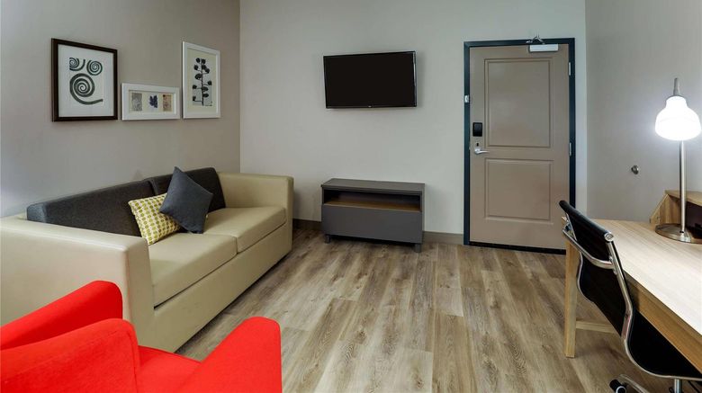 <b>Country Inn & Suites by Radisson Cumming Suite</b>. Images powered by <a href="https://iceportal.shijigroup.com/" title="IcePortal" target="_blank">IcePortal</a>.