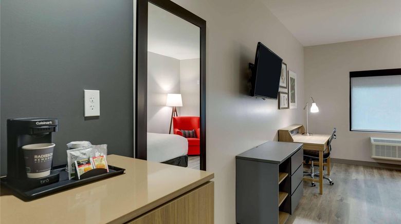 <b>Country Inn & Suites by Radisson Cumming Room</b>. Images powered by <a href="https://iceportal.shijigroup.com/" title="IcePortal" target="_blank">IcePortal</a>.