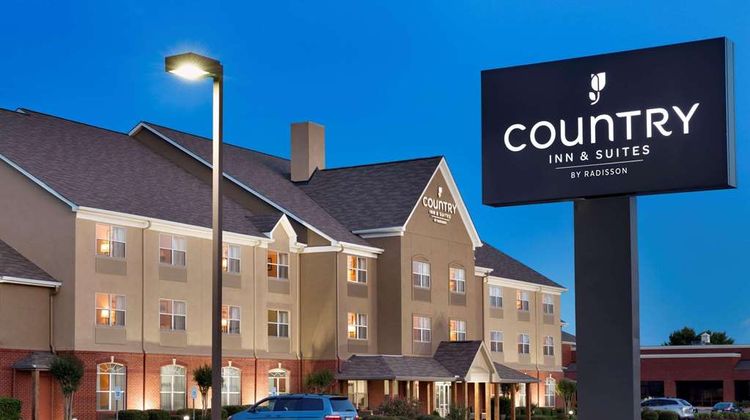Country Inn & Suites Warner Robins Exterior