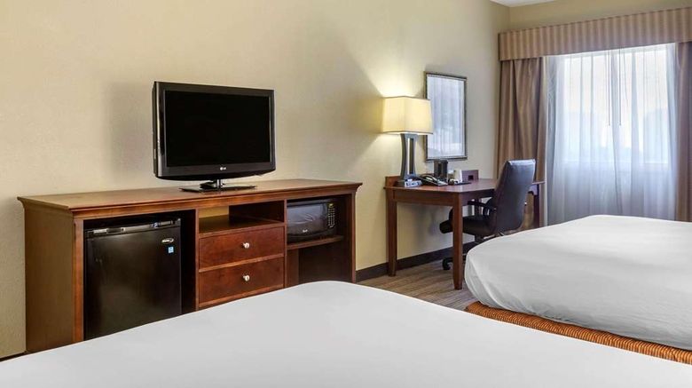 <b>Country Inn & Suites Atlanta Downtown Room</b>. Images powered by <a href="https://iceportal.shijigroup.com/" title="IcePortal" target="_blank">IcePortal</a>.