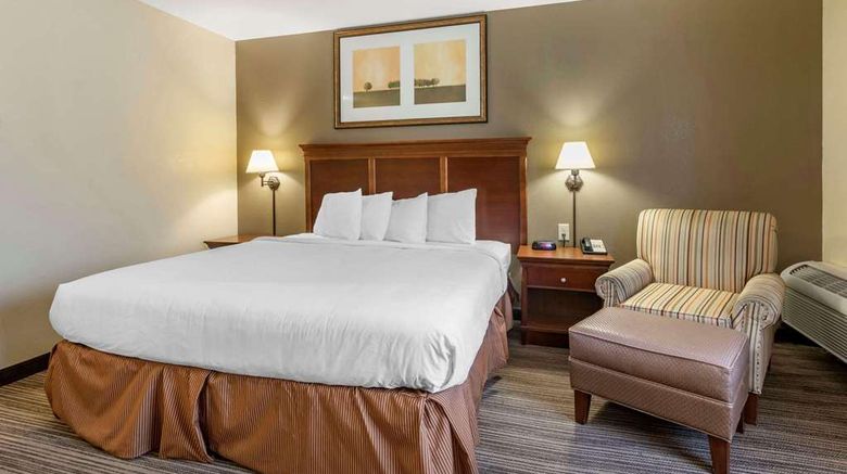 <b>Country Inn & Suites Atlanta Downtown Room</b>. Images powered by <a href="https://iceportal.shijigroup.com/" title="IcePortal" target="_blank">IcePortal</a>.