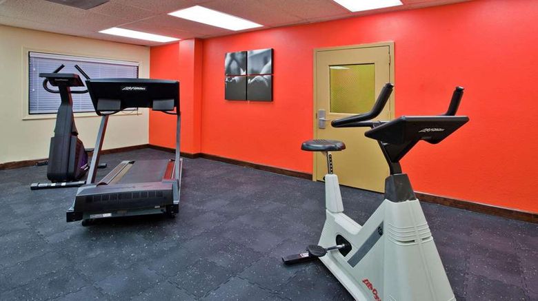 <b>Country Inn & Suites Atlanta Downtown Health</b>. Images powered by <a href="https://iceportal.shijigroup.com/" title="IcePortal" target="_blank">IcePortal</a>.
