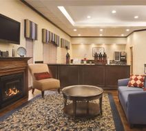 Park Inn by Radisson Albany Lobby