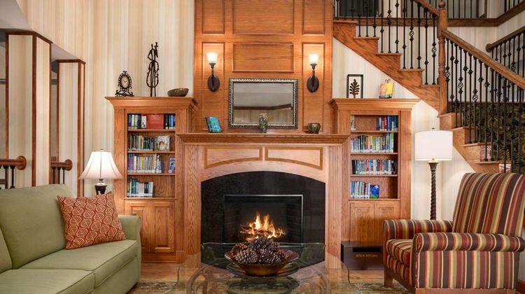 Country Inn & Suites Albany Lobby