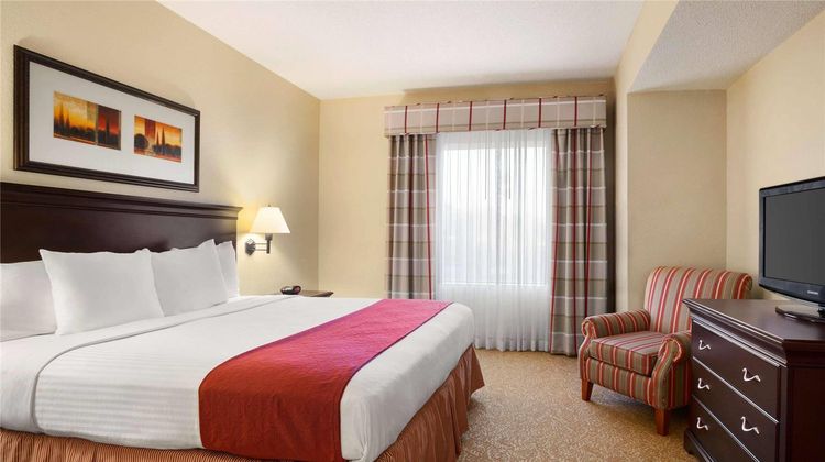 Country Inn & Suites Albany Suite