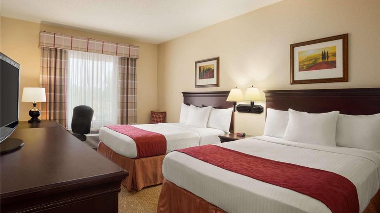 <b>Country Inn & Suites Albany Room</b>. Images powered by <a href="https://iceportal.shijigroup.com/" title="IcePortal" target="_blank">IcePortal</a>.