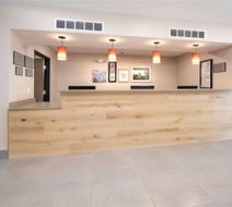 Country Inn & Suites Stone Mountain Lobby