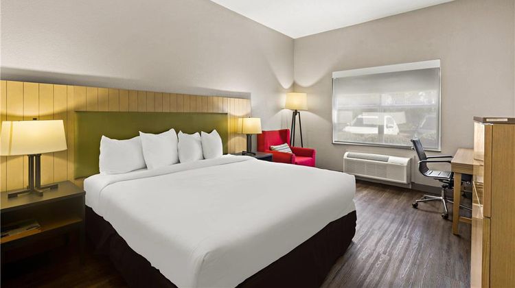 Country Inn & Suites Hinesville Room