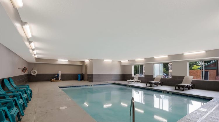 Country Inn & Suites Augusta at I-20 Pool