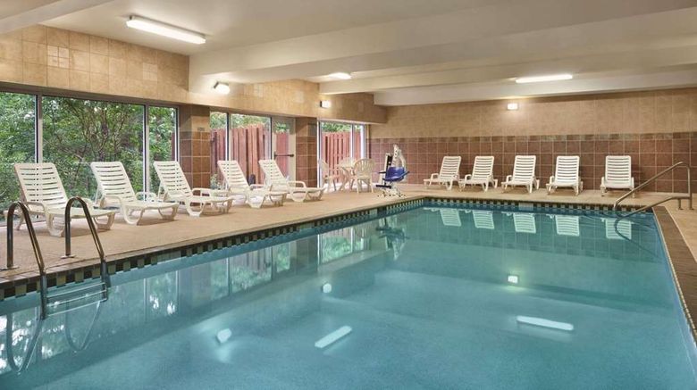 <b>Country Inn & Suites Newnan Pool</b>. Images powered by <a href="https://iceportal.shijigroup.com/" title="IcePortal" target="_blank">IcePortal</a>.