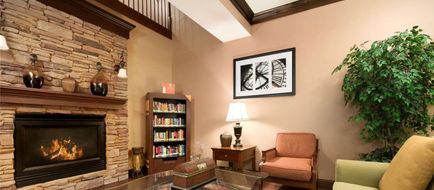 Country Inn & Suites Norcross Lobby