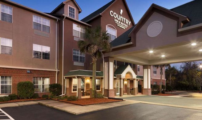 Country Inn & Suites Brunswick I-95 Exterior