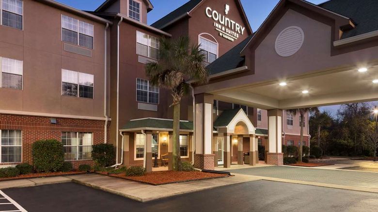 Country Inn  and  Suites Brunswick I-95 Exterior. Images powered by <a href="https://iceportal.shijigroup.com" target="_blank" rel="noopener">Ice Portal</a>.