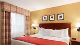 Country Inn & Suites Cedar Rapids Airport Suite