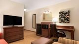 Country Inn & Suites Cedar Rapids Airport Suite