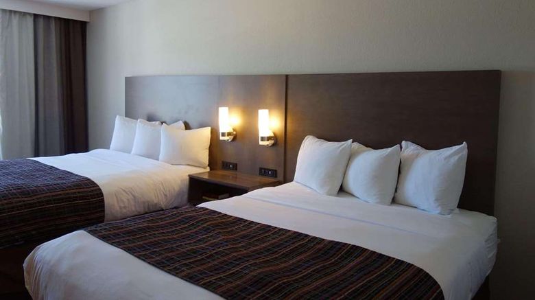 <b>Country Inn & Suites Mason City Room</b>. Images powered by <a href="https://iceportal.shijigroup.com/" title="IcePortal" target="_blank">IcePortal</a>.