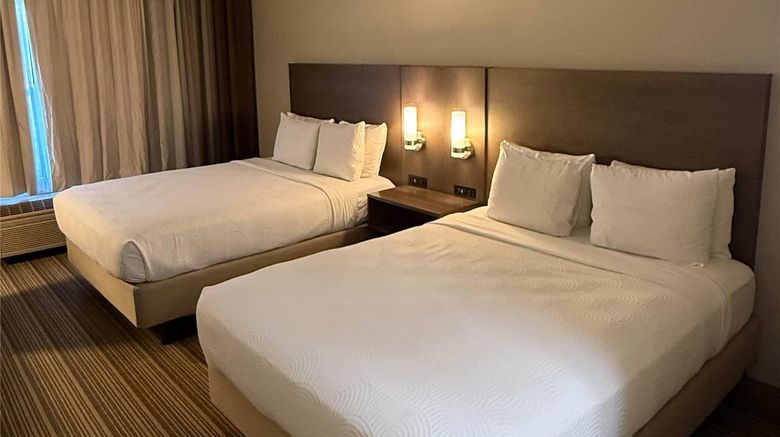 <b>Country Inn & Suites Mason City Room</b>. Images powered by <a href="https://iceportal.shijigroup.com/" title="IcePortal" target="_blank">IcePortal</a>.