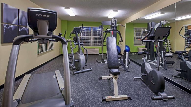 <b>Country Inn & Suites Mason City Health</b>. Images powered by <a href="https://iceportal.shijigroup.com/" title="IcePortal" target="_blank">IcePortal</a>.