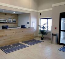 Country Inn & Suites by Radisson Lobby
