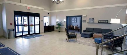 Country Inn & Suites by Radisson Lobby