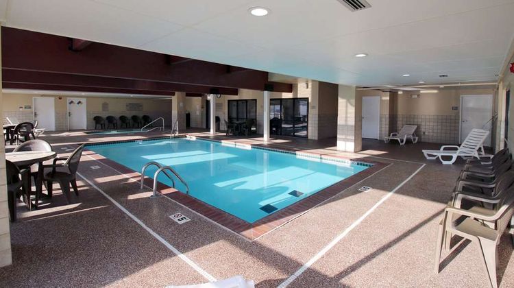 Country Inn & Suites by Radisson Pool