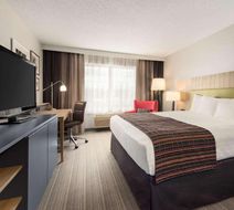 Country Inn & Suites Decorah Room
