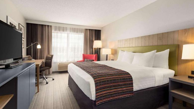 <b>Country Inn & Suites Decorah Room</b>. Images powered by <a href="https://iceportal.shijigroup.com/" title="IcePortal" target="_blank">IcePortal</a>.