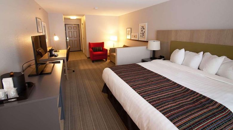 <b>Country Inn & Suites Decorah Suite</b>. Images powered by <a href="https://iceportal.shijigroup.com/" title="IcePortal" target="_blank">IcePortal</a>.
