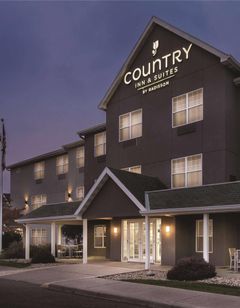 Country Inn & Suites Waterloo