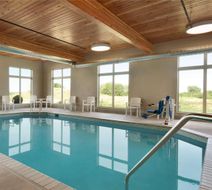 Country Inn & Suites Indianola Pool