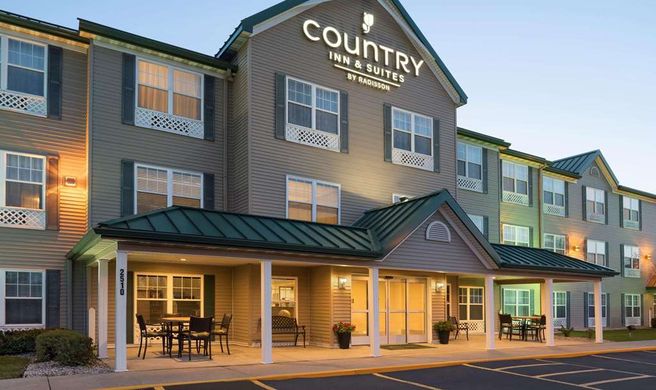 Country Inn & Suites Ankeny Exterior