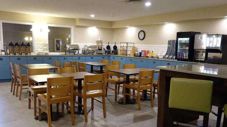 <b>Country Inn & Suites Ankeny Restaurant</b>. Images powered by <a href="https://iceportal.shijigroup.com/" title="IcePortal" target="_blank">IcePortal</a>.