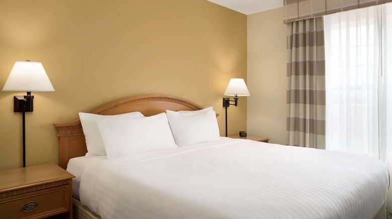 <b>Country Inn & Suites Grinnell Suite</b>. Images powered by <a href="https://iceportal.shijigroup.com/" title="IcePortal" target="_blank">IcePortal</a>.