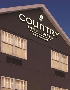 Country Inn & Suites Dubuque