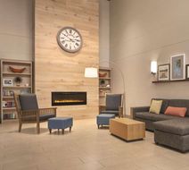 Country Inn & Suites Dubuque Lobby