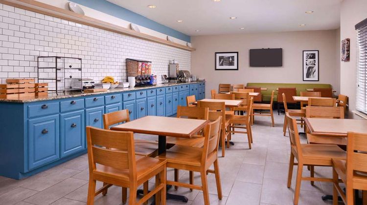 Country Inn & Suites Omaha Airport Restaurant