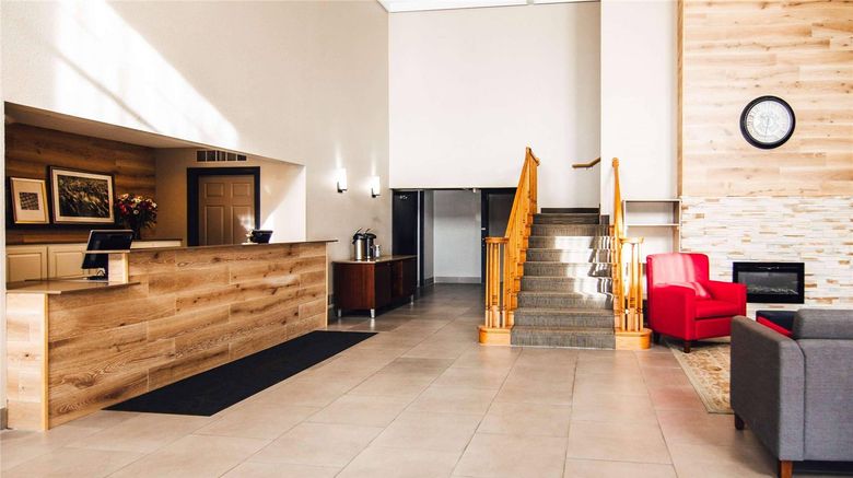 <b>Country Inn & Suites Stockton Lobby</b>. Images powered by <a href="https://iceportal.shijigroup.com/" title="IcePortal" target="_blank">IcePortal</a>.