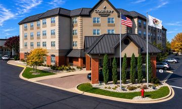 Country Inn & Suites Elk Grove Village