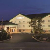 Radisson Htl & Conf Center Rockford
