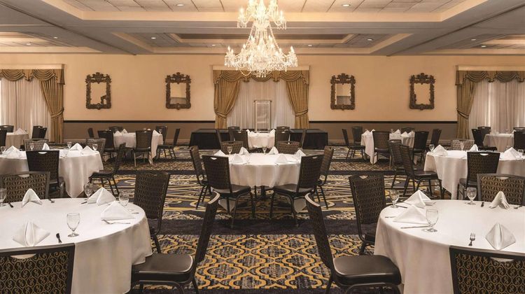 Radisson Htl & Conf Center Rockford Meeting