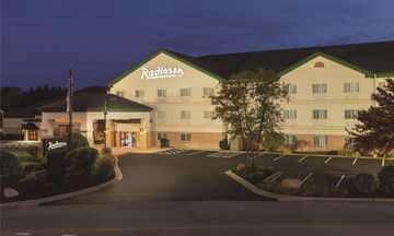 Radisson Htl & Conf Center Rockford