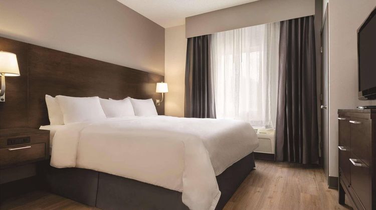 Radisson Htl & Conf Center Rockford Room