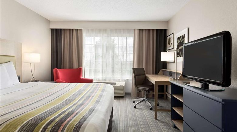 <b>Country Inn & Suites Romeoville Room</b>. Images powered by <a href="https://iceportal.shijigroup.com/" title="IcePortal" target="_blank">IcePortal</a>.