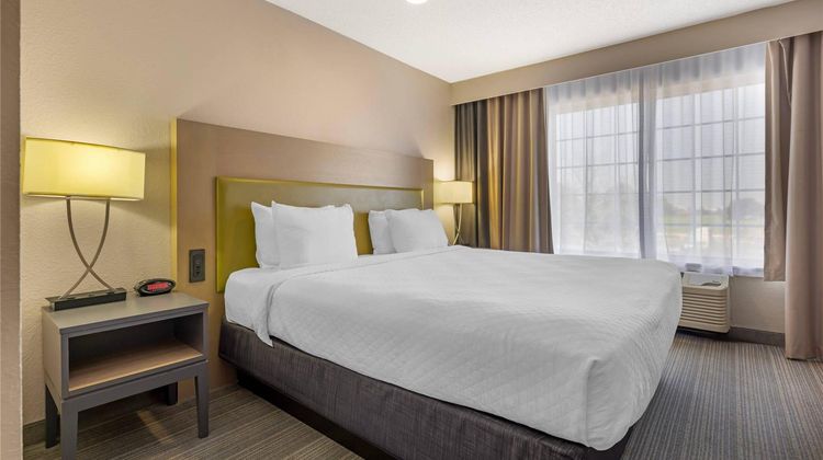Country Inn & Suites Romeoville Suite