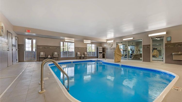 Country Inn & Suites Romeoville Pool