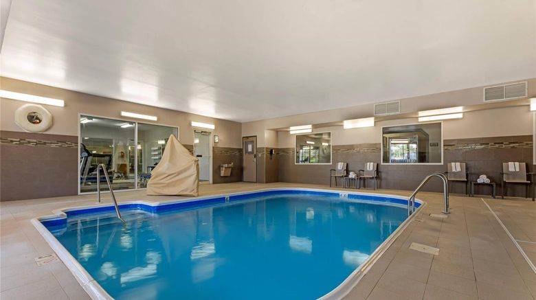 <b>Country Inn & Suites Romeoville Pool</b>. Images powered by <a href="https://iceportal.shijigroup.com/" title="IcePortal" target="_blank">IcePortal</a>.