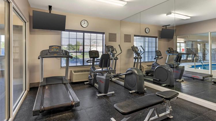Country Inn & Suites Romeoville Health