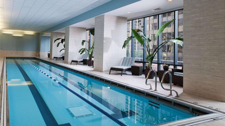 Radisson Blu Aqua Hotel Pool